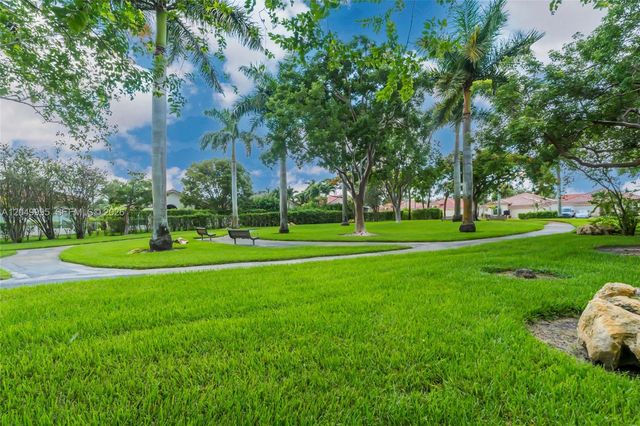 7569 Parkside Lane, Margate, FL 33063