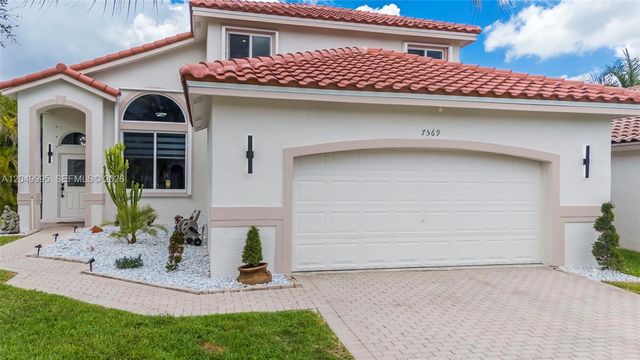 7569 Parkside Lane, Margate, FL 33063