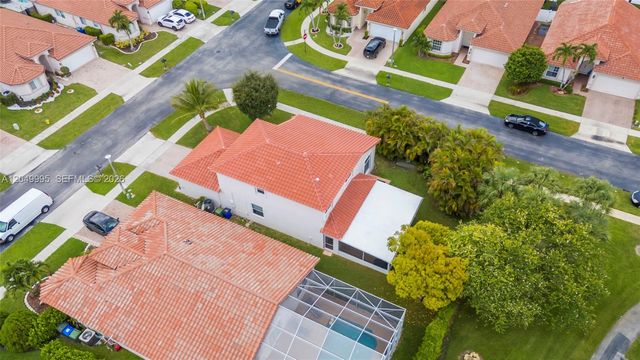 7569 Parkside Lane, Margate, FL 33063