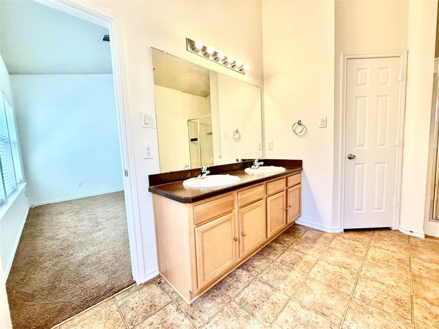 2917 St Johns Drive, Mckinney, TX 75072