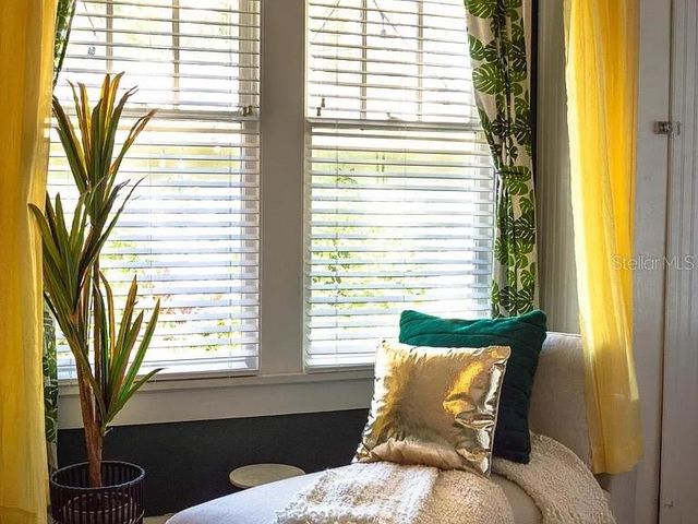 1013 22ND AVENUE N, St Petersburg, FL 33704