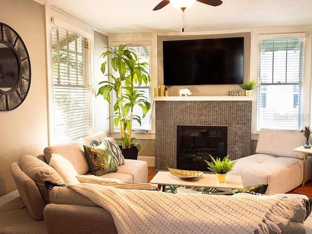 1013 22ND AVENUE N, St Petersburg, FL 33704