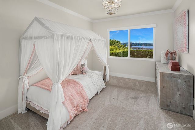 3223 Evergreen Point Road, Medina, WA 98039