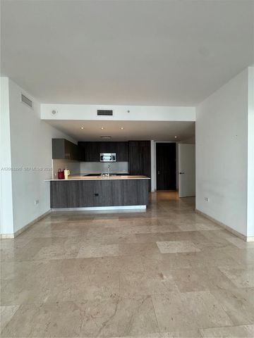 88 SW 7th St 2403, Miami, FL 33130