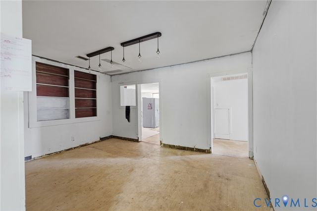 5317 Hickory Rd, Chesterfield, VA 23803