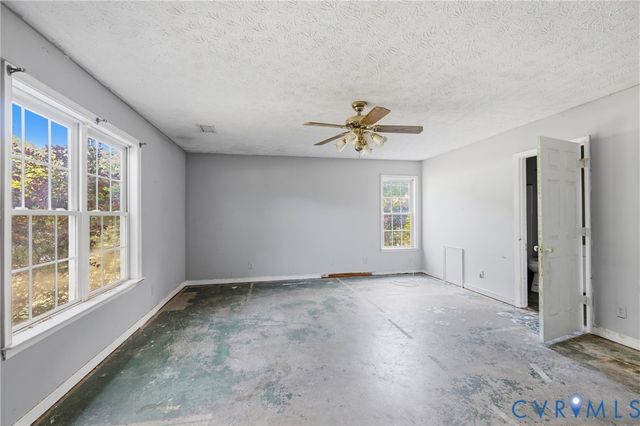 5317 Hickory Rd, Chesterfield, VA 23803