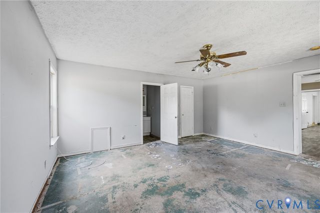 5317 Hickory Rd, Chesterfield, VA 23803