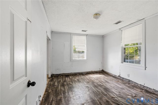 5317 Hickory Rd, Chesterfield, VA 23803