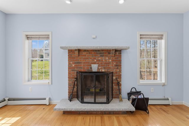 116 Fiddlehead Lane, Chester, NH 03036