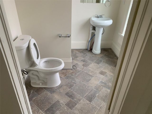 617 W Gandy Street, Denison, TX 75020