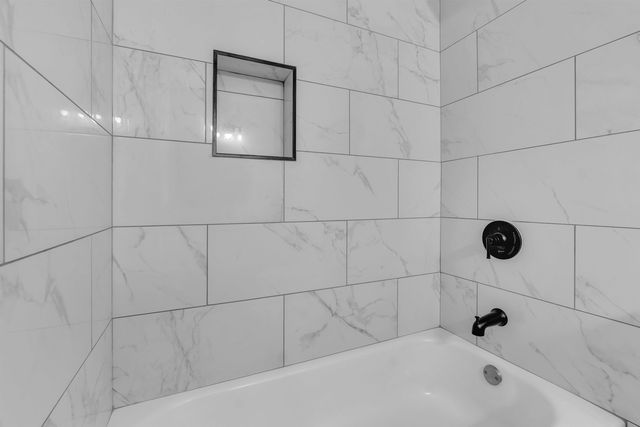 1671 OAKEN BUCKET DR, Memphis, TN 38016