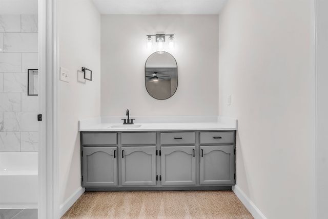 1671 OAKEN BUCKET DR, Memphis, TN 38016