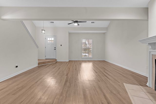 1671 OAKEN BUCKET DR, Memphis, TN 38016