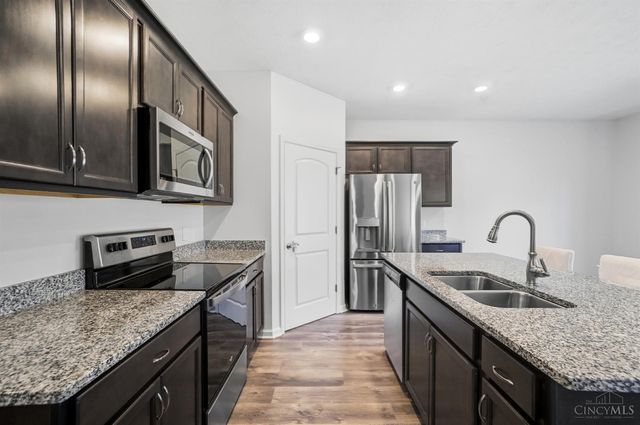 3292 Shadow Ridge Court, Hamilton Twp, OH 45152