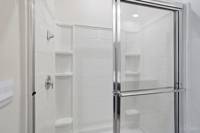 3292 Shadow Ridge Court, Hamilton Twp, OH 45152