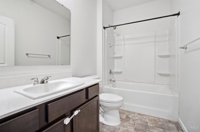 3292 Shadow Ridge Court, Hamilton Twp, OH 45152