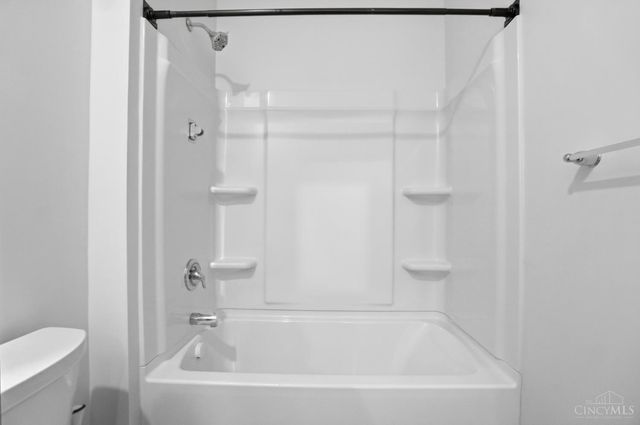 3292 Shadow Ridge Court, Hamilton Twp, OH 45152