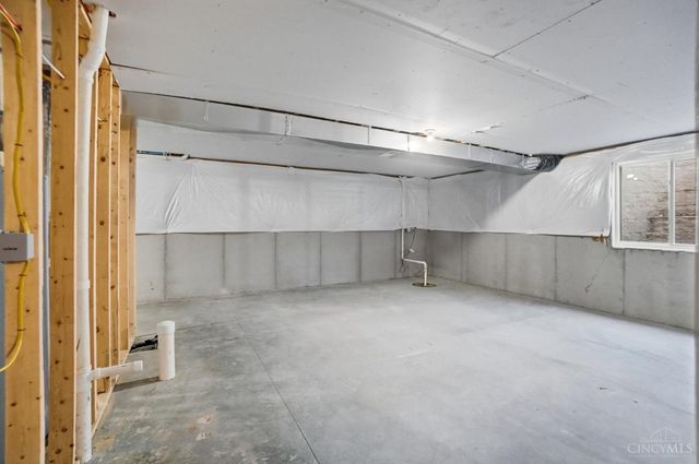 3292 Shadow Ridge Court, Hamilton Twp, OH 45152