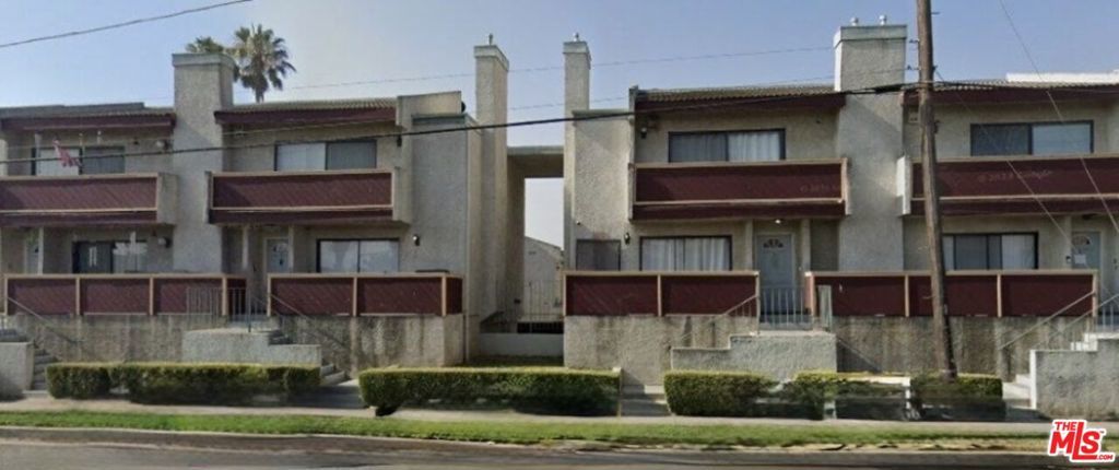 15554 Parthenia Street 8, North Hills, CA 91343