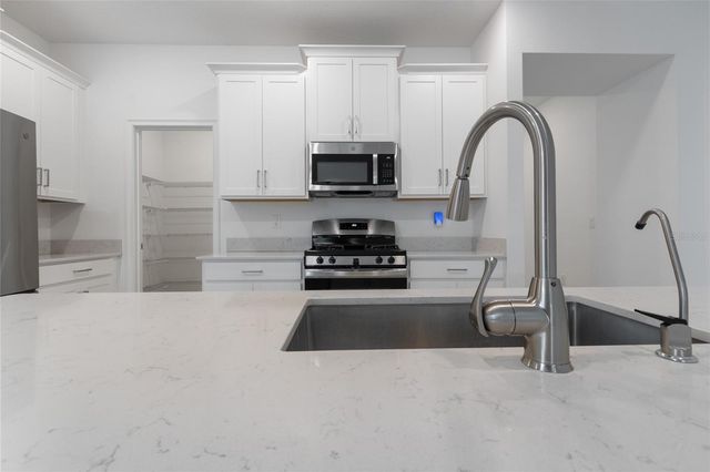 19432 FOREST GARDEN COURT, Brooksville, FL 34601