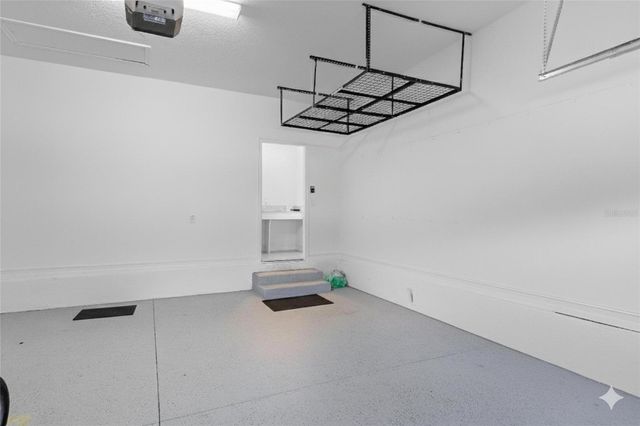 19432 FOREST GARDEN COURT, Brooksville, FL 34601