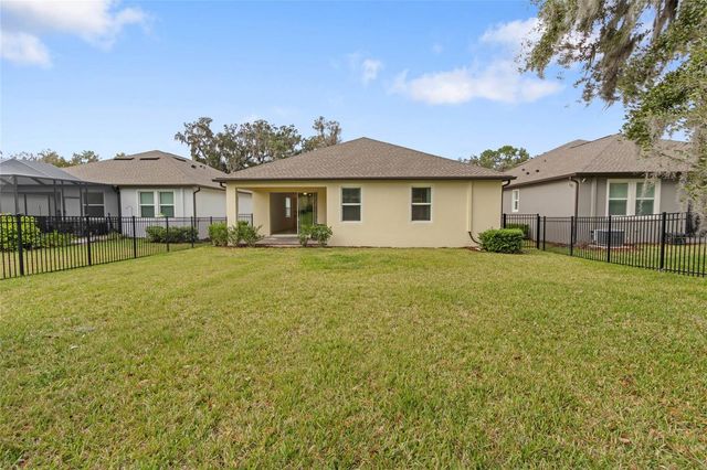 19432 FOREST GARDEN COURT, Brooksville, FL 34601