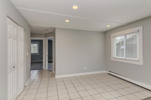 2440 Waterbury Drive 305, Woodridge, IL 60517