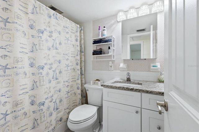 201 E TARPON BLVD NW, Port Charlotte, FL 33952