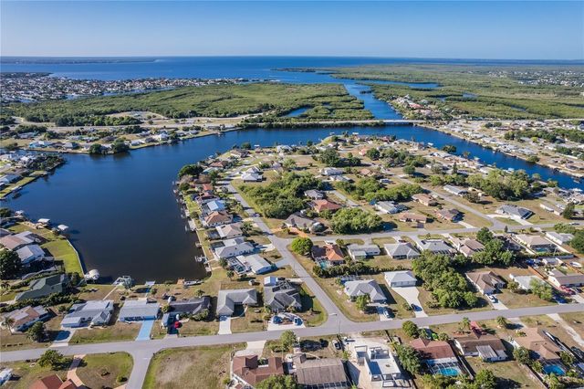 201 E TARPON BLVD NW, Port Charlotte, FL 33952