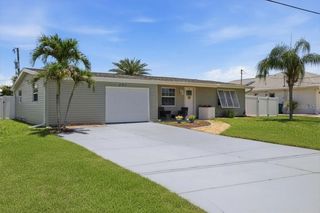 201 E TARPON BLVD NW, Port Charlotte, FL 33952