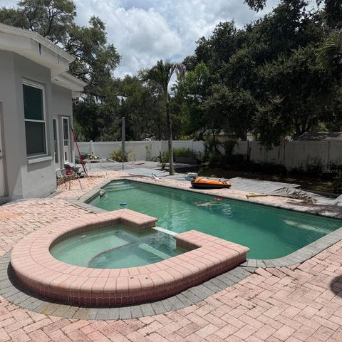 1931 OAK RIDGE COURT, Clearwater, FL 33759