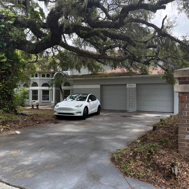 1931 OAK RIDGE COURT, Clearwater, FL 33759