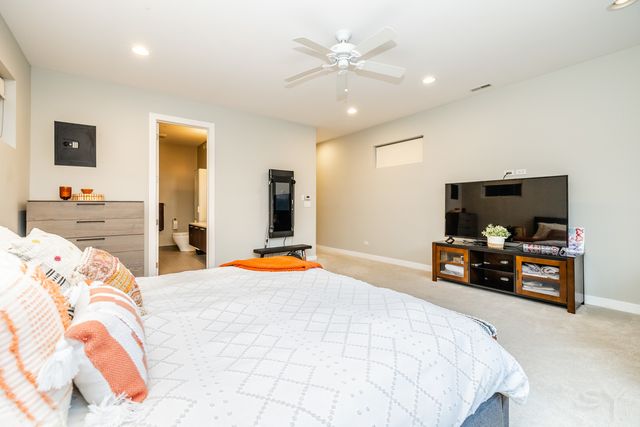 875 N Marshfield Avenue 1, Chicago, IL 60622