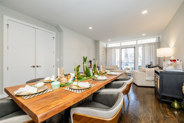 875 N Marshfield Avenue 1, Chicago, IL 60622