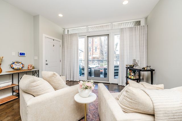 875 N Marshfield Avenue 1, Chicago, IL 60622