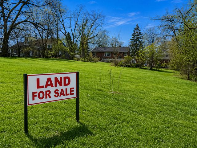 22W130 Irving Park Road, Roselle, IL 60172