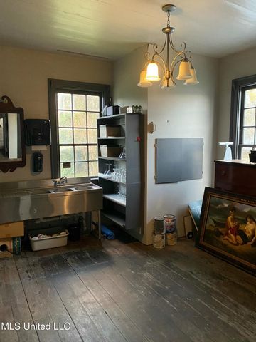 613 Jefferson Street, Natchez, MS 39120