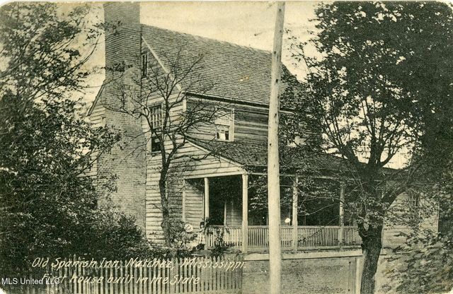613 Jefferson Street, Natchez, MS 39120