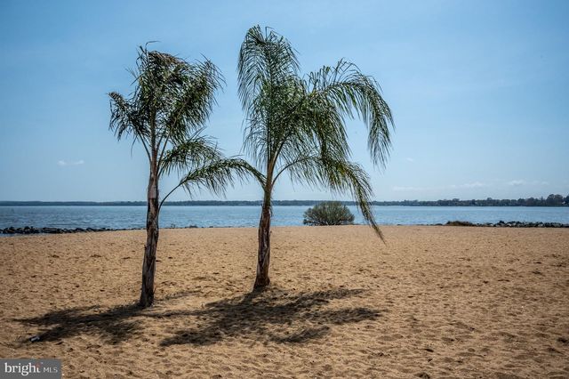 167 DALE DR, Colonial Beach, VA 22443