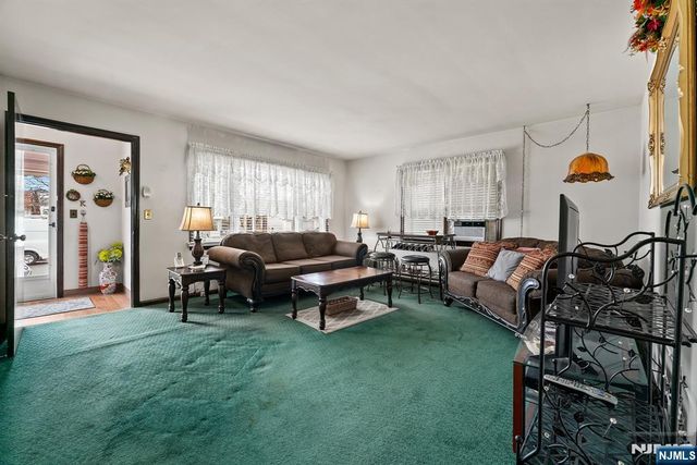 6-8 Kipp Place, Paterson, NJ 07513