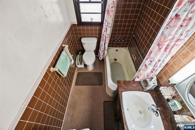 6-8 Kipp Place, Paterson, NJ 07513