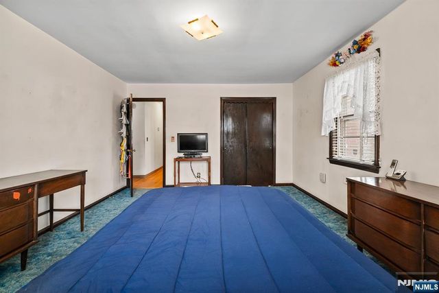 6-8 Kipp Place, Paterson, NJ 07513