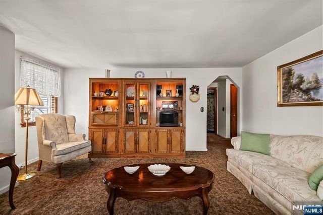 6-8 Kipp Place, Paterson, NJ 07513