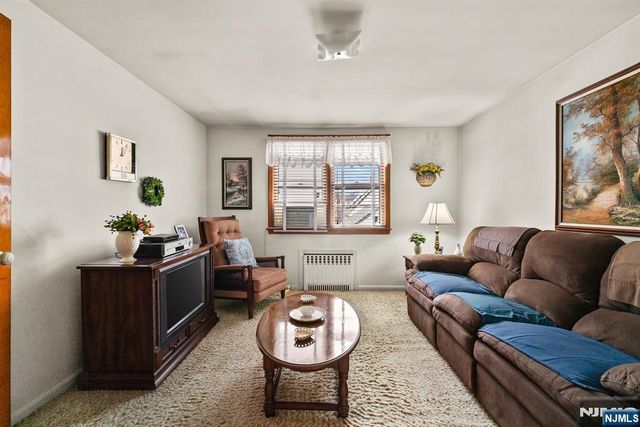 6-8 Kipp Place, Paterson, NJ 07513