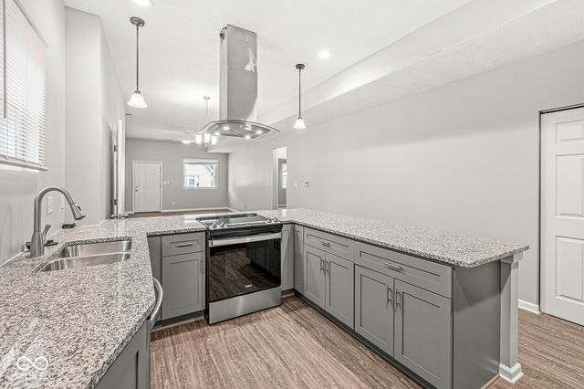 2345 N Kenwood Avenue B, Indianapolis, IN 46208