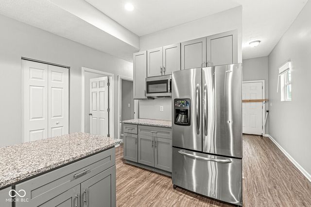 2345 N Kenwood Avenue B, Indianapolis, IN 46208