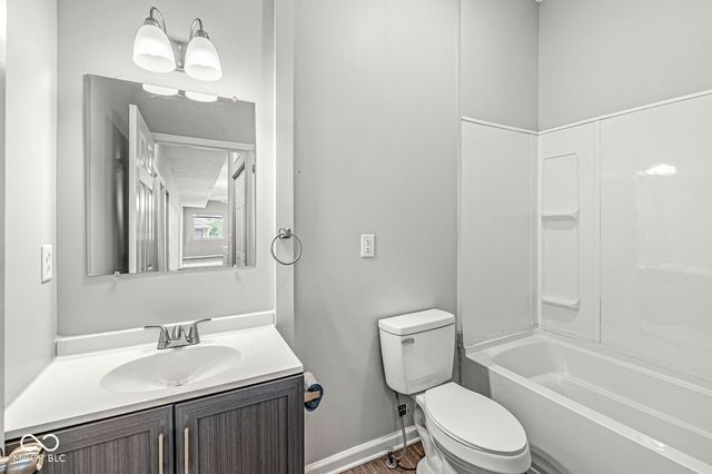 2345 N Kenwood Avenue B, Indianapolis, IN 46208