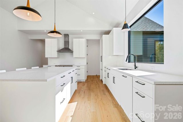 511 Wilma Dykeman Trail, Asheville, NC 28804