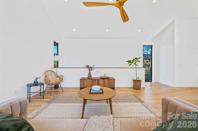 511 Wilma Dykeman Trail, Asheville, NC 28804