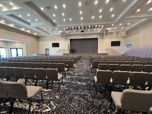 8010 Bellafiore Way, Boynton Beach, FL 33473